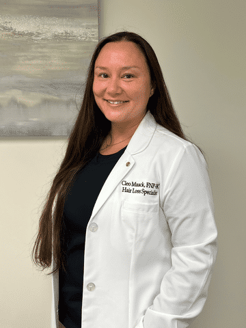 Dr. Cleo, a hair loss specialist with the Medi Tresse team